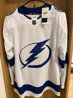 NEVER WORN: Adidas Tampa Bay Lightning Jersey